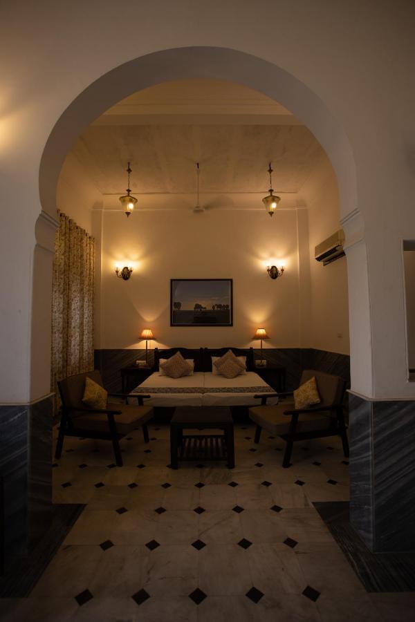 Diggi Palace - A City Center Hidden Heritage Gem Jaipur Exteriör bild