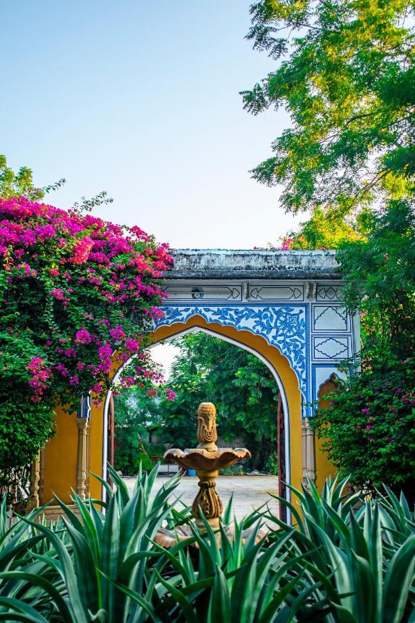 Diggi Palace - A City Center Hidden Heritage Gem Jaipur Exteriör bild