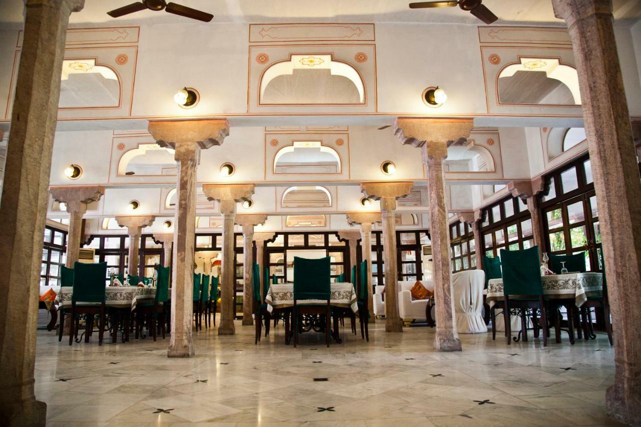 Diggi Palace - A City Center Hidden Heritage Gem Jaipur Exteriör bild