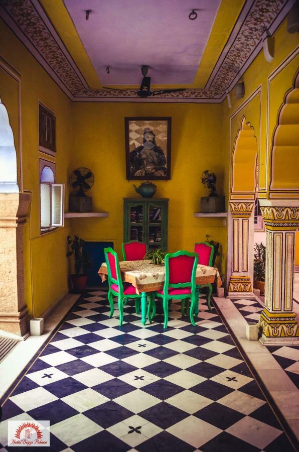 Diggi Palace - A City Center Hidden Heritage Gem Jaipur Exteriör bild