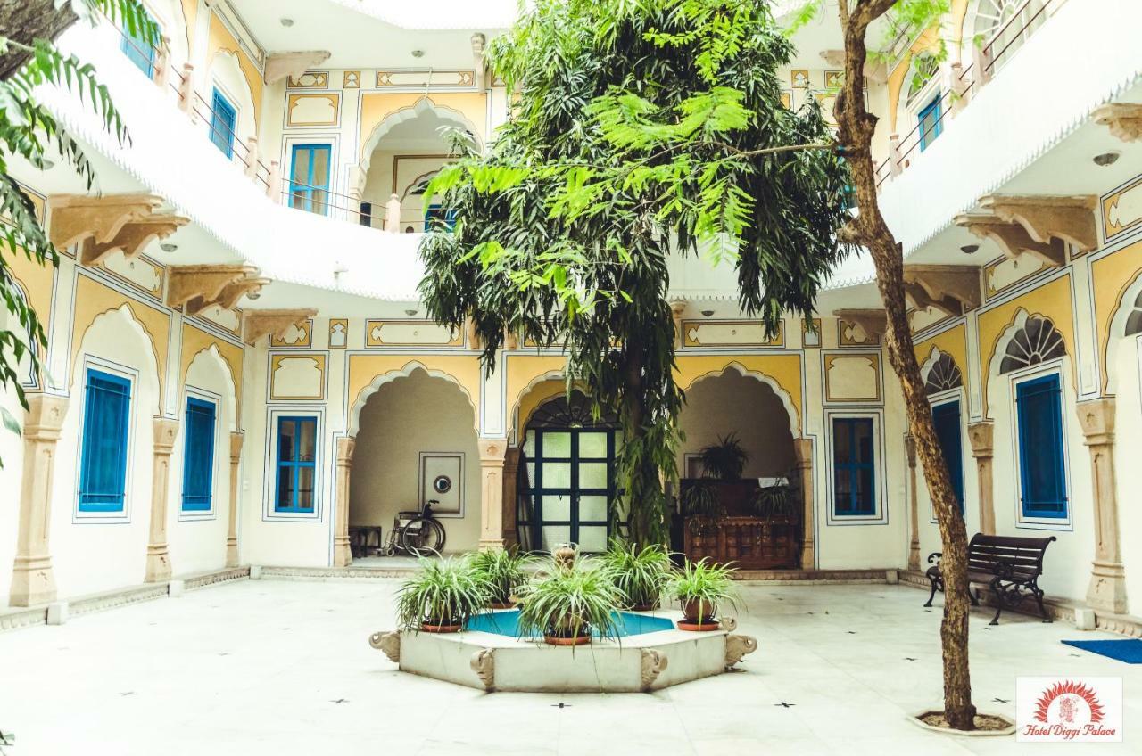 Diggi Palace - A City Center Hidden Heritage Gem Jaipur Exteriör bild